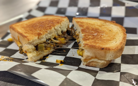 Discover Bull Moose Bar & Grille Sandwich: Best Sandwiches and More in IL