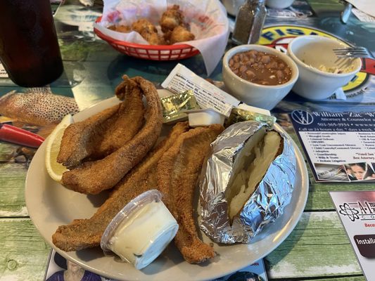 Dining at Macks Fish House, Heber Springs, AR: Fresh Fish, Ribs & More