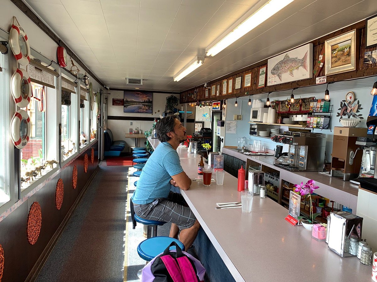 Fishermans Korner Restaurant: The Best Fish and Chips in Garibaldi