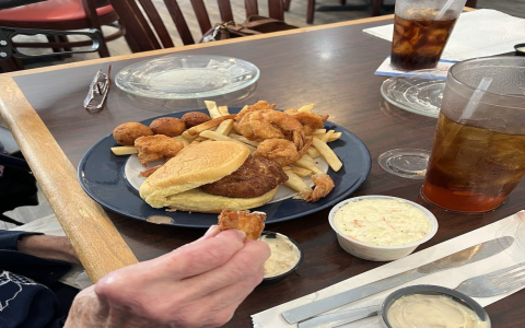 Lowerys Seafood Restaurant Tappahannock VA Menu: Explore Delicious Seafood Options