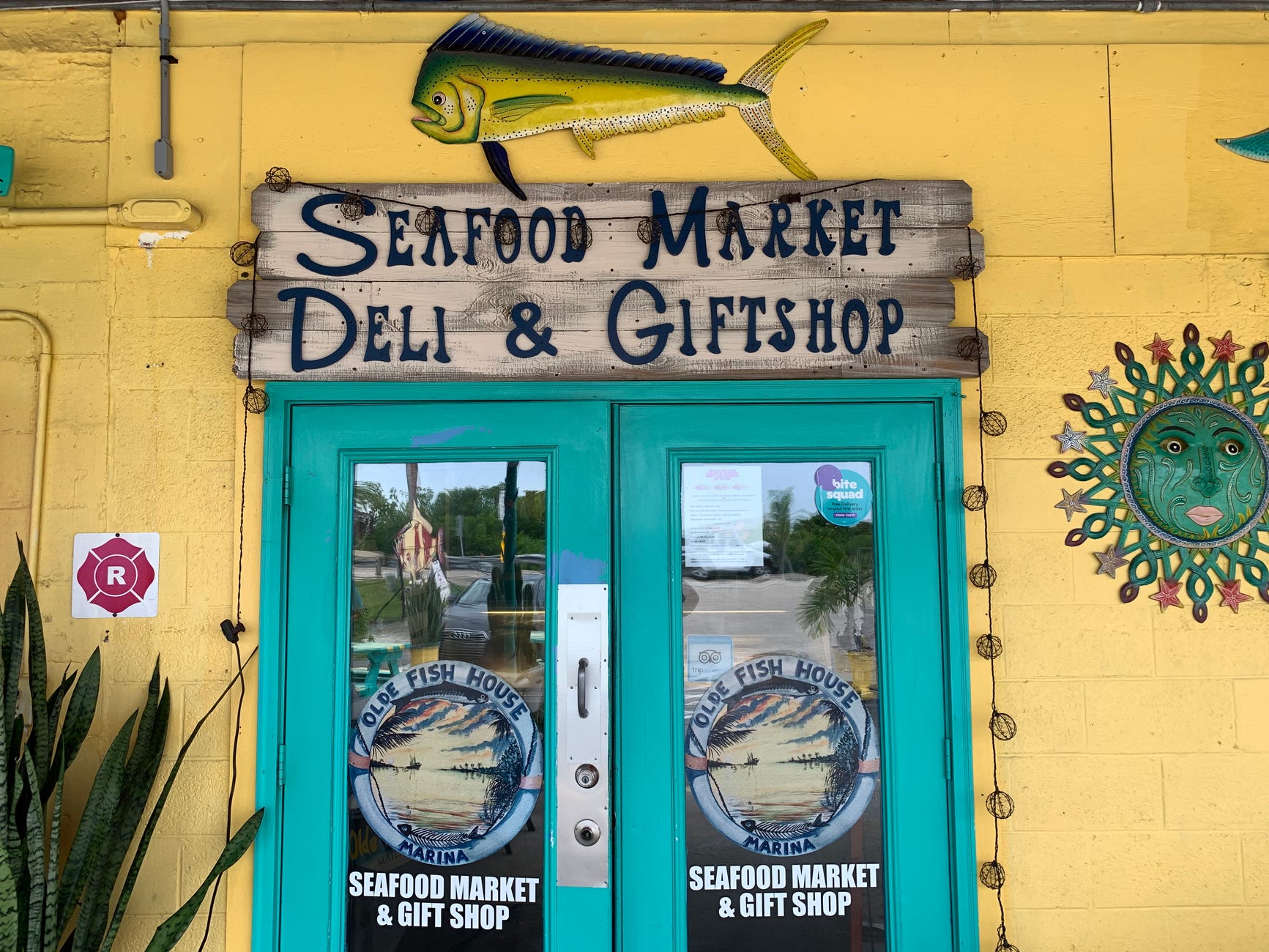 Old Fish House Matlacha Florida: Your Destination for Fresh Seafood and Scenic Views